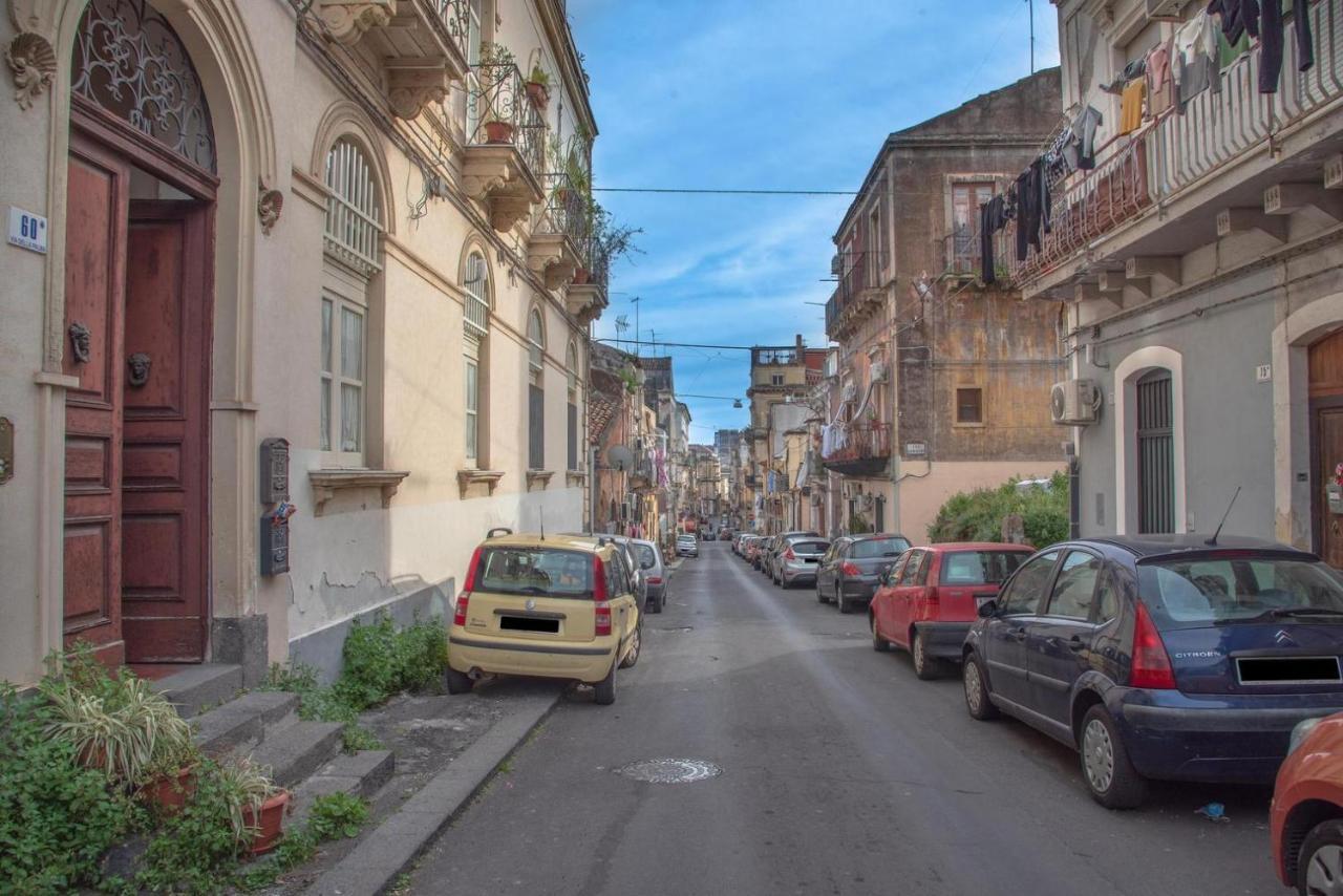 Cozy'S House Nel Cuore Della Citta Catania Exterior photo